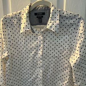CHAPS Button down top/shirt